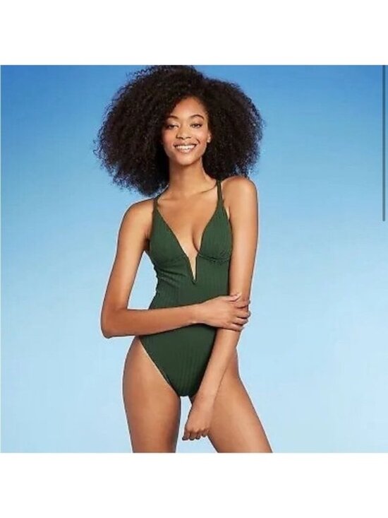 Shade & Shore Other - Shade & Shore Womens Ribbed Deep V-Neck One-Piece Swimsuit Cross Back M Made In